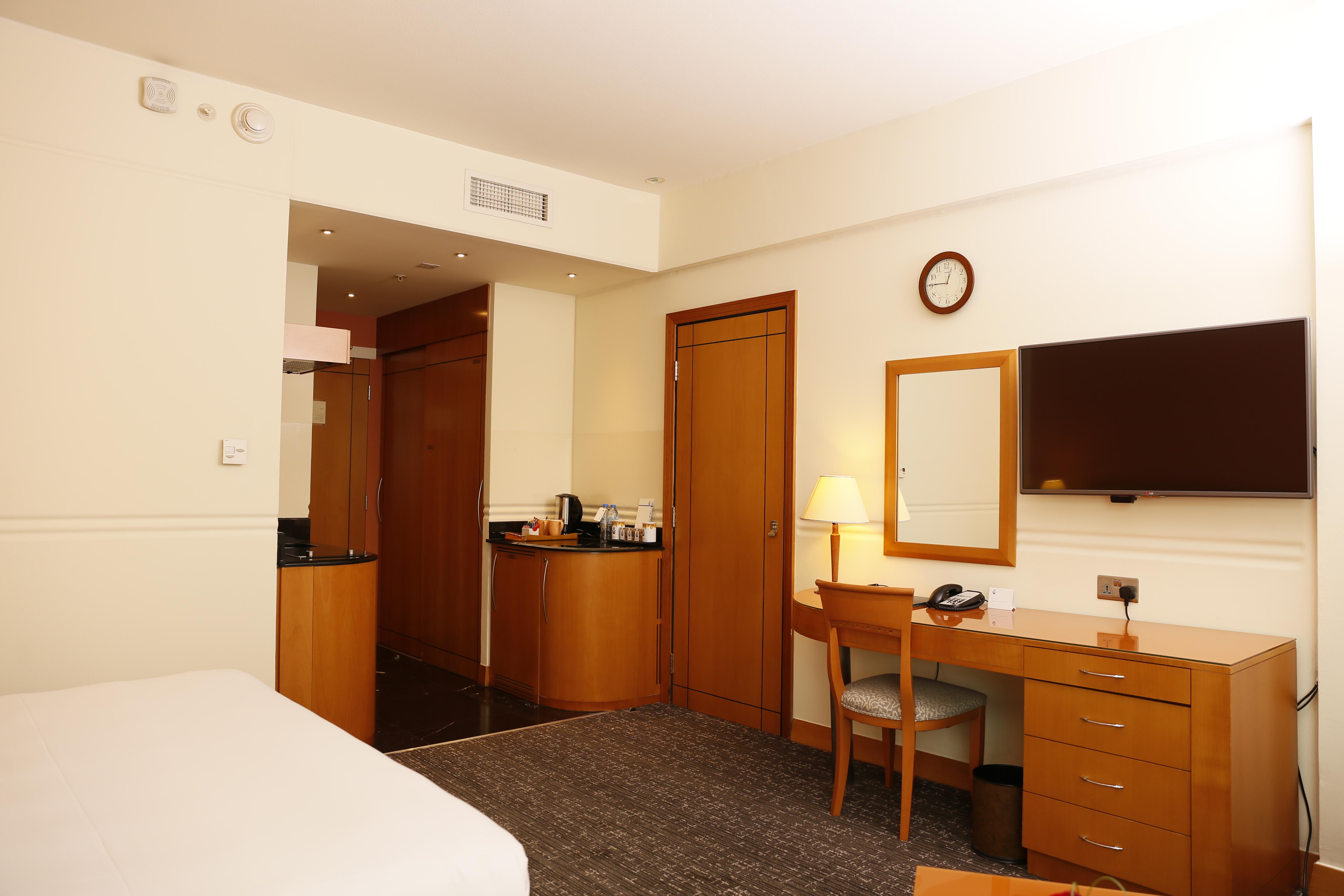 J5 Hotels - Port Saeed Дубай Екстер'єр фото